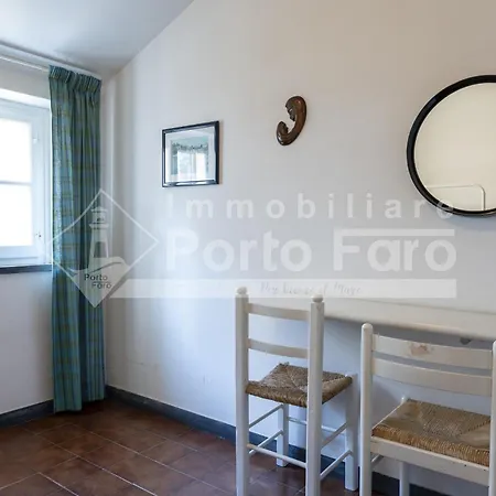 27 Centro - Trilocale Fronte Spiaggia E Vista Mare Porto Faro